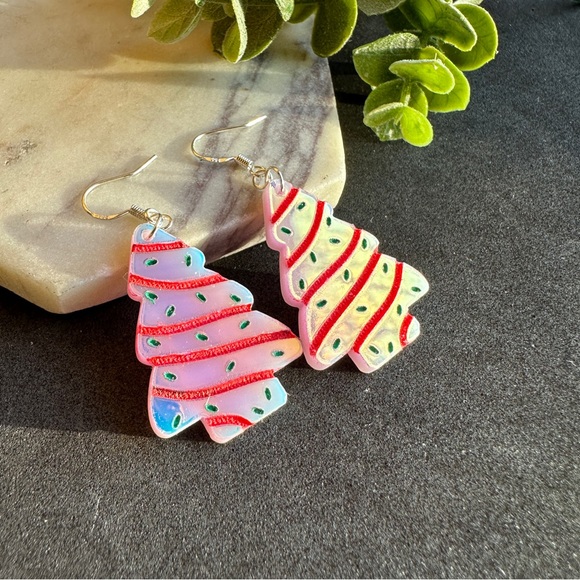 Christmas Tree Cake Earrings - Picture 1 of 7